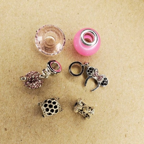 Set of 6 Charms: Minnie Mouse Theme - Silver Plated - Create Your Own Bracelet - Picture 1 of 8
